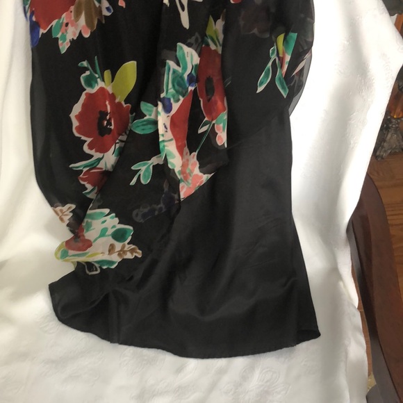 For Love & Liberty Silk Floral Dress - Picture 7 of 12